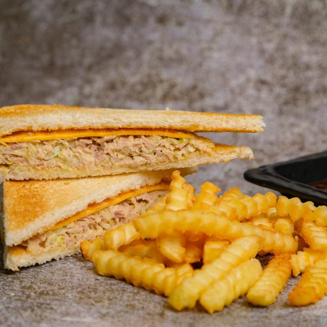 Le Notre Cafe | Tuna Sandwich