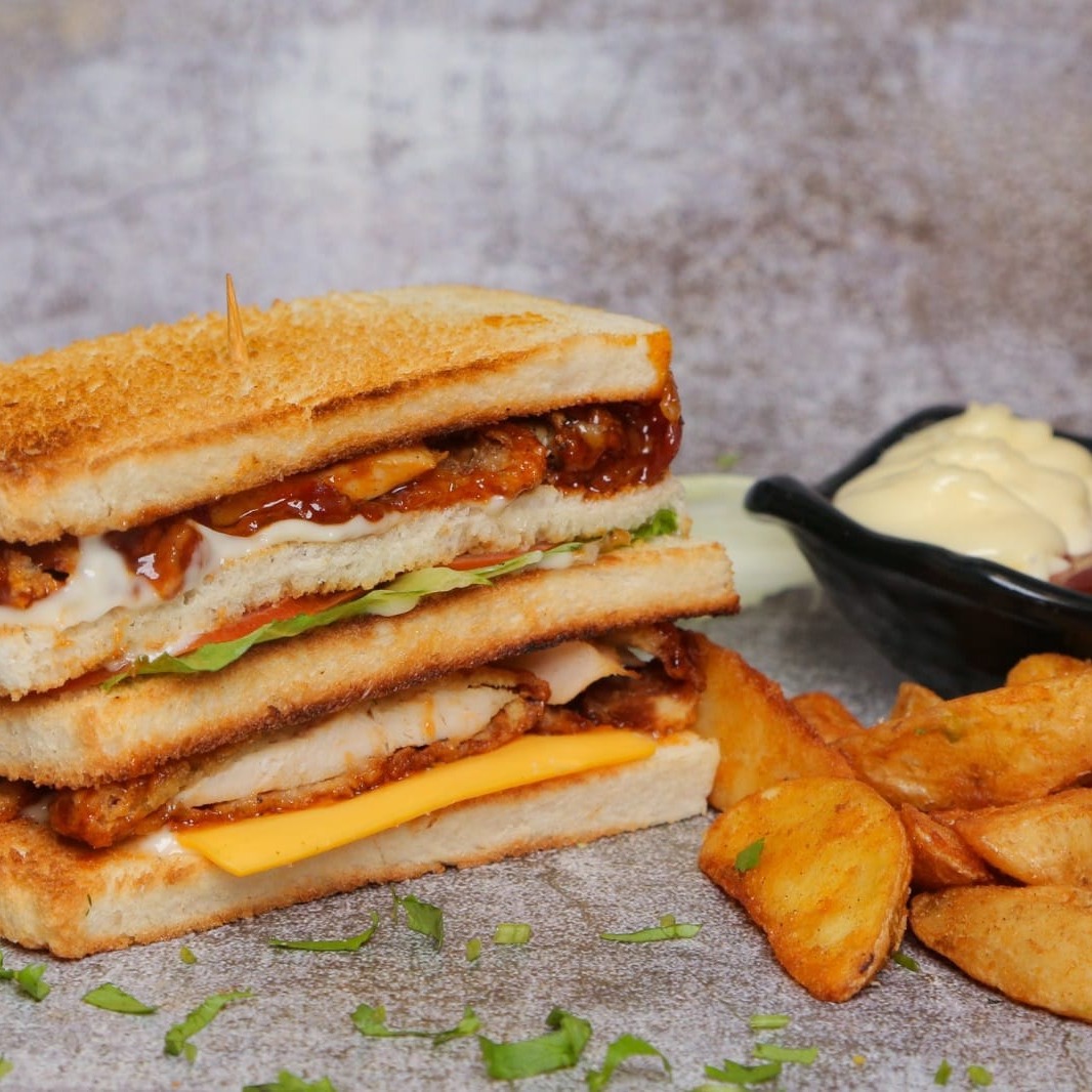 Le Notre Cafe | Chicken Cutlet Sandwich