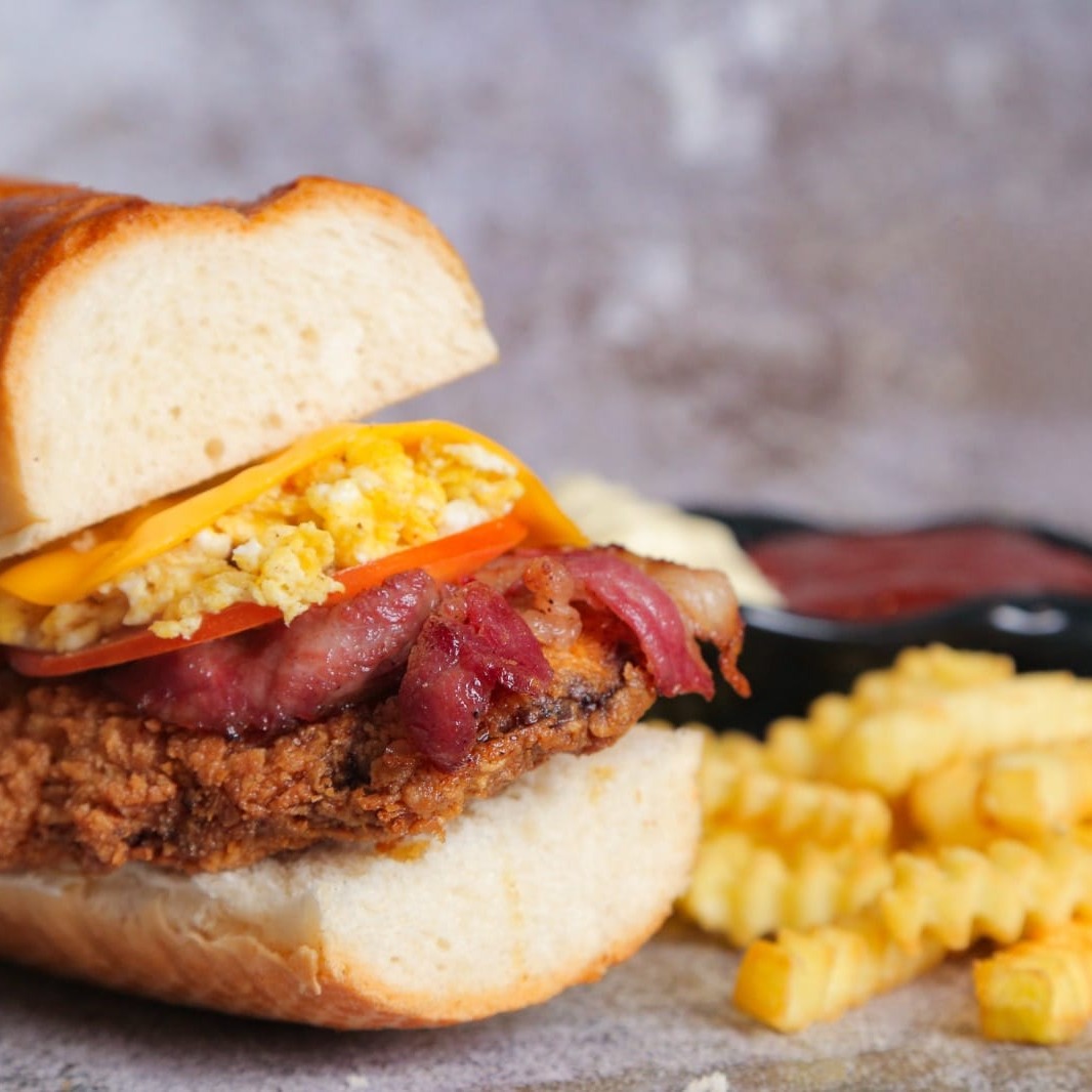 Le Notre Cafe | Chron Chicken Sandwich